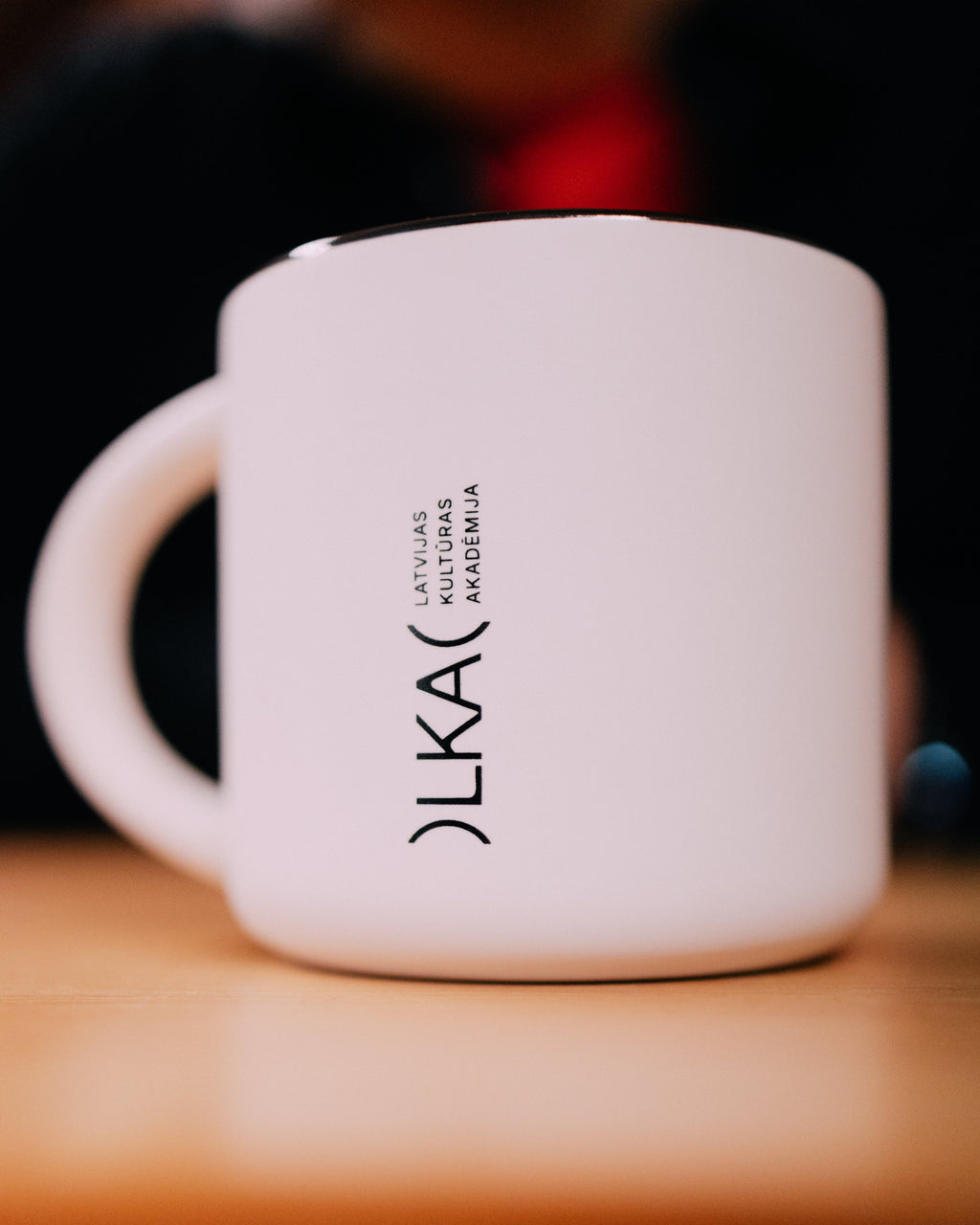 Krūze ar LKA logo